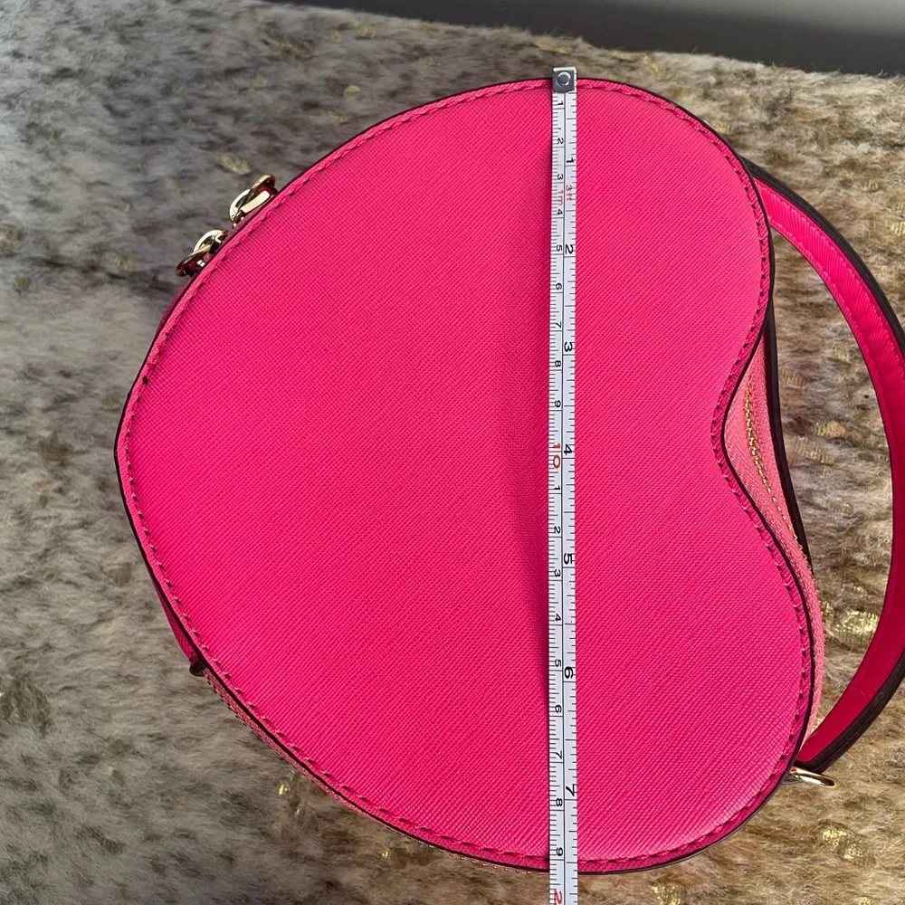 5 for $25đ„Hot Pink Heart Crossbody Purse- New Without Tags - Picture 10 of 11